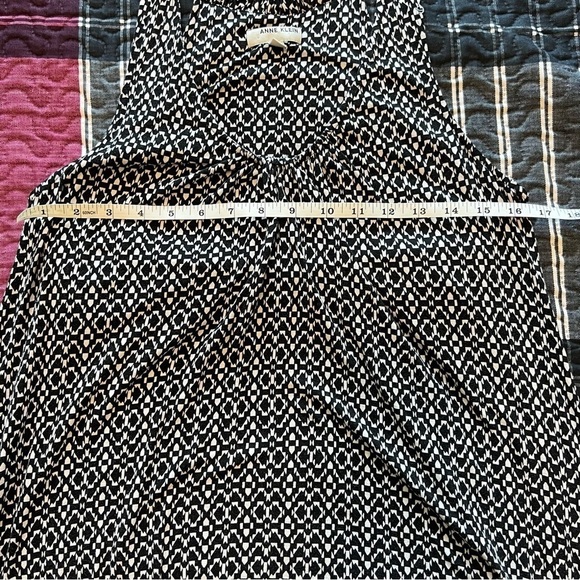 Anne Klein Black & White Tribal Print Maxi Dress Size Medium - Picture 3 of 6